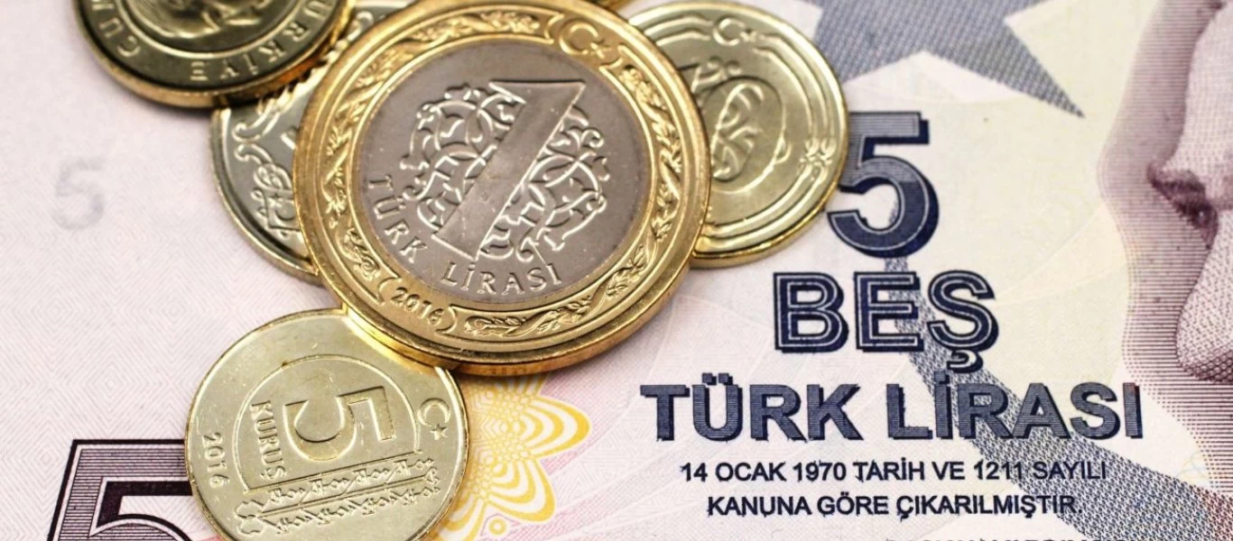 Σε ελεύθερη πτώση η τούρκικη λίρα - Έχει χάσει πάνω από 18% της αξίας της